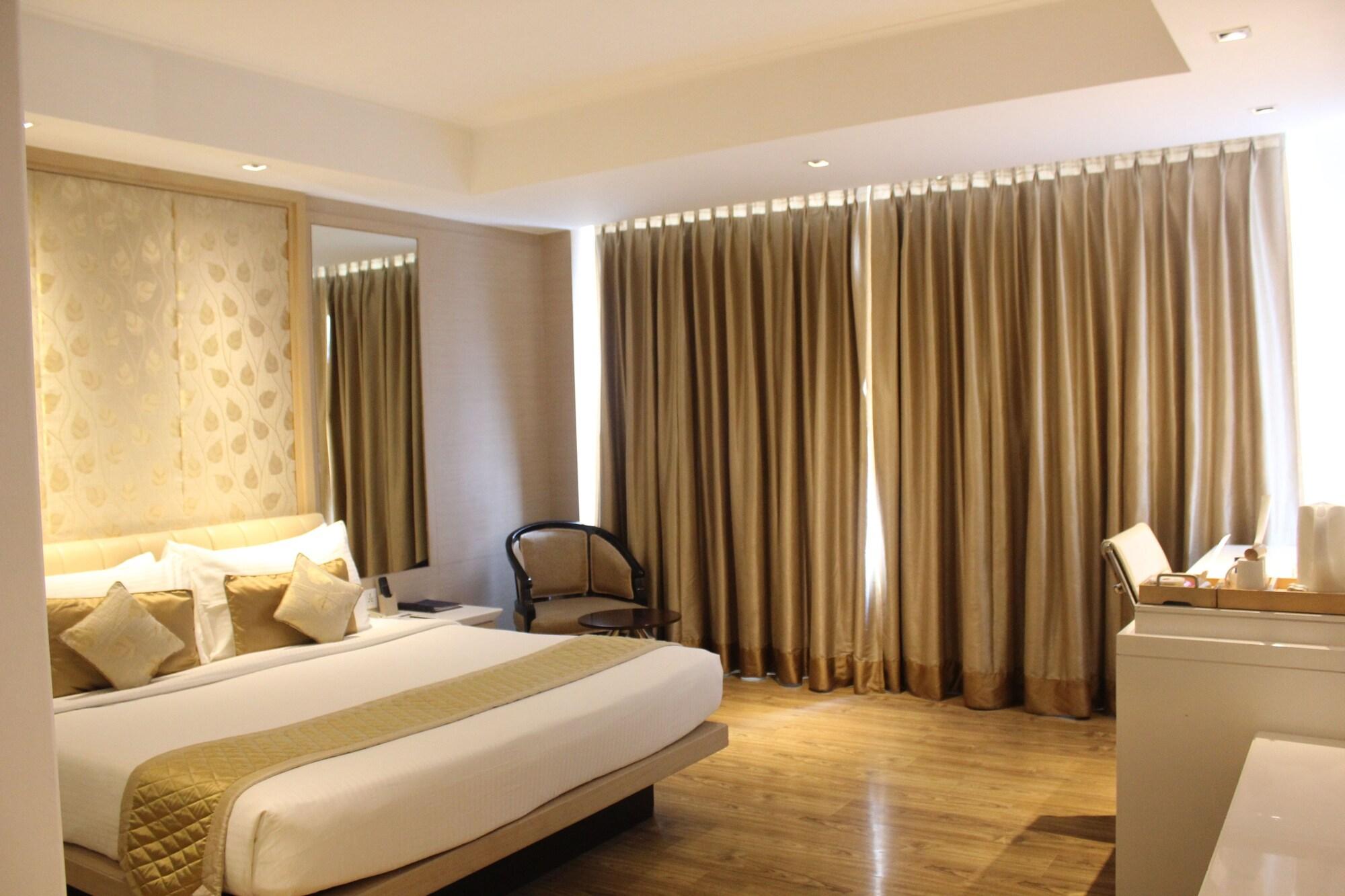 Hotel Swati Deluxe Delhi (National Capital Territory of India) Exterior foto