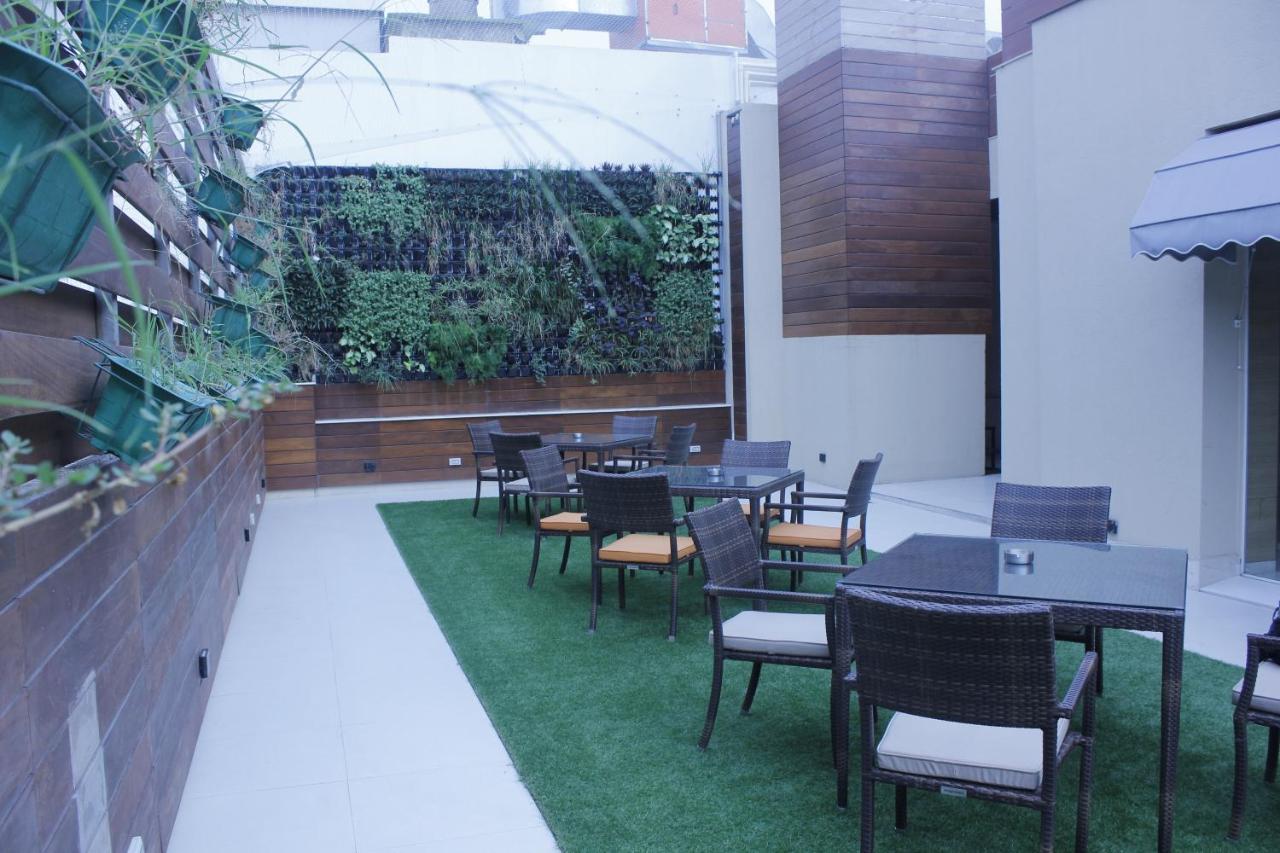 Hotel Swati Deluxe Delhi (National Capital Territory of India) Exterior foto